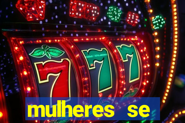 mulheres se exibindo ao vivo